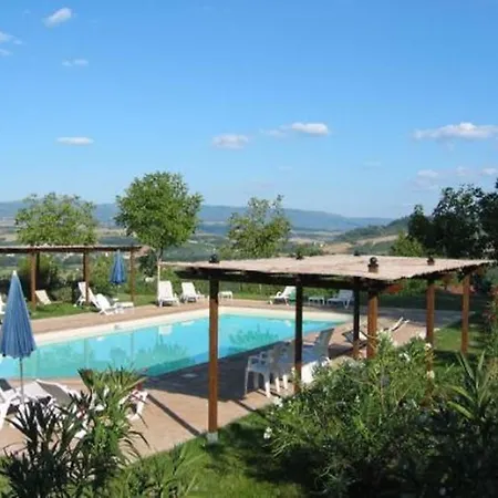 Torrebella 3 Apartment Todi